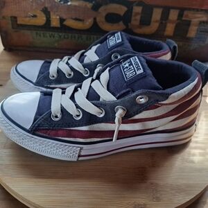 Converse Sneakers, Kid Size 2, Unisex, Mid Top Basketball Shoes, USA Flag